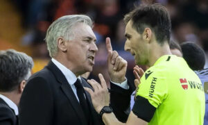 Lịch thi đấu và áp lực của Barcelona